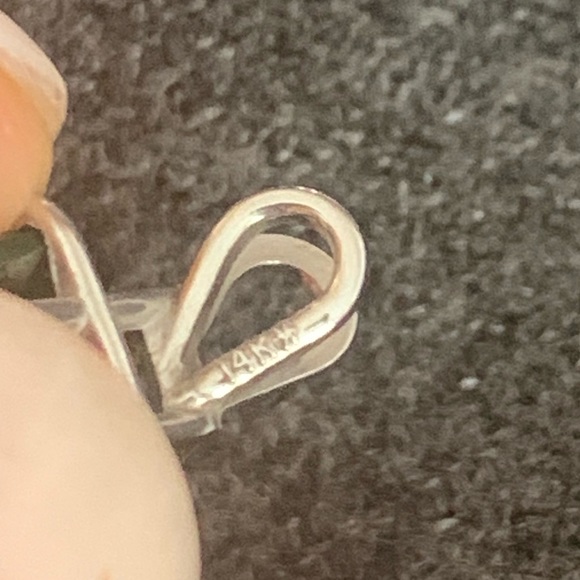 14k White Gold Tsavorite Pendant - Picture 5 of 9